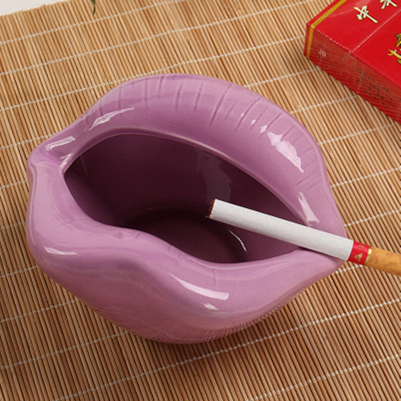 Ceramic Cigar Ashtray Lips