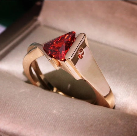 Rings With Red Stones Vintage Fashion Crystal Zircon Luxury Party Engagement Jewelry